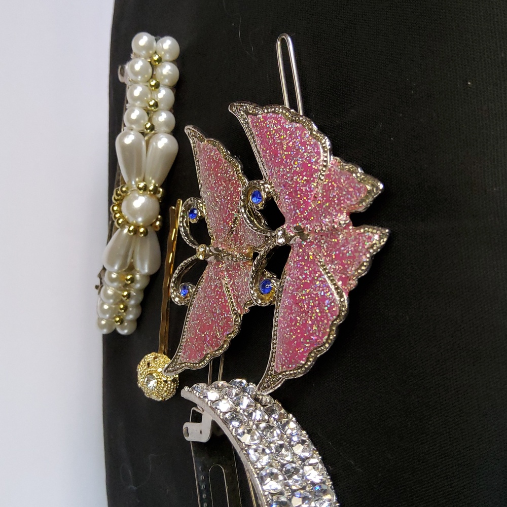 Beautiful Bundle of Five Hair Accessories. - Picture 3 of 8